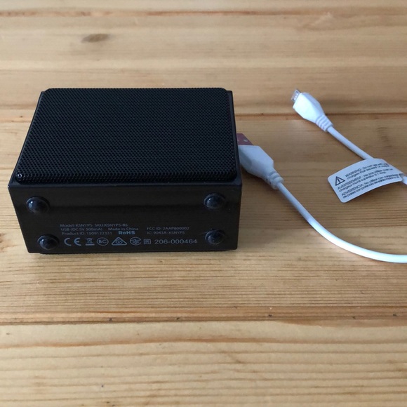 Kate Spade ♠️ Bluetooth speaker - Picture 5 of 5